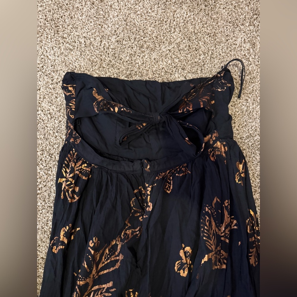 Like New Free People Black and Gold Floral Dress size L - Picture 4 of 6